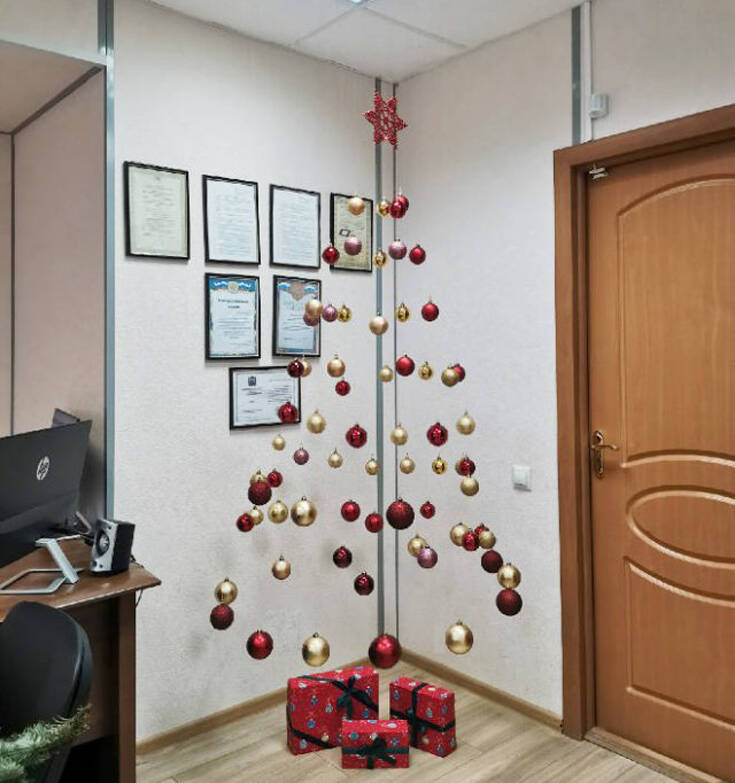 Πρωτότυπα χριστουγεννιάτικα δέντρα για όσους θέλουν κάτι διαφορετικό