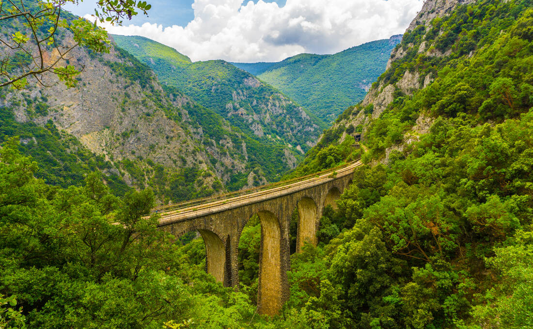 Διασχίζοντας το φαράγγι του Ασωπού