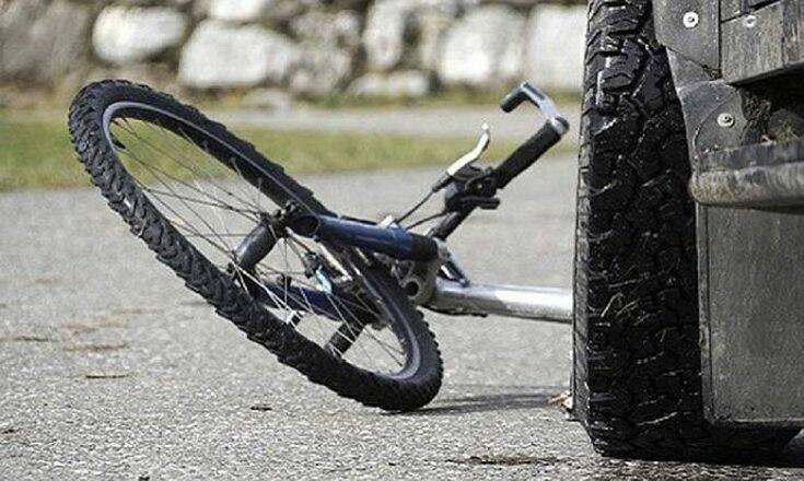 Σοβαρό τροχαίο στη Φωκίδα: 52χρονος παρέσυρε 15χρονο ποδηλάτη