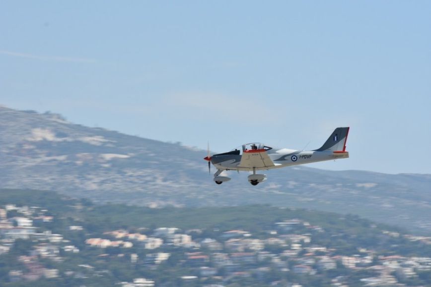 Σε δύσκολες συνθήκες οι έρευνες για εκπαιδευτικό αεροσκάφος στα Ζαγοροχώρια