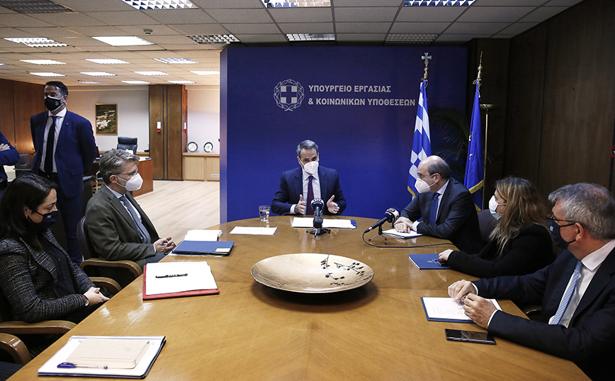 Μητσοτάκης: Προωθούμε μεταρρυθμίσεις στα εργασιακά – Το project manager για τις εκκρεμείς συντάξεις