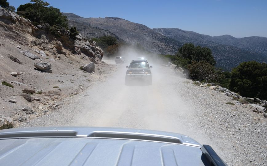 Η off road οδήγηση καταστρέφει το περιβάλλον του Ψηλορείτη