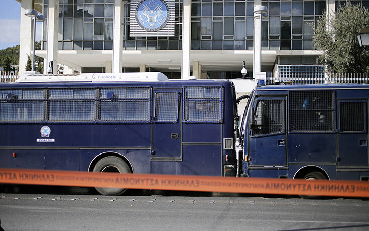 Έκτακτα μέτρα από την ΕΛΑΣ στην αμερικανική πρεσβεία και άλλους στόχους ενόψει της ορκωμοσίας Μπάιντεν