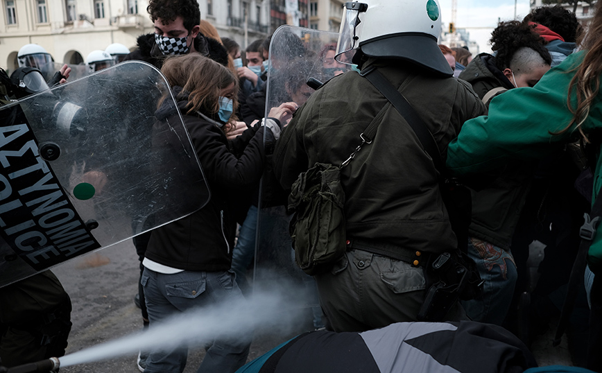 Τρεις συλλήψεις διαδηλωτών που συμμετείχαν στο φοιτητικό συλλαλητήριο στη Θεσσαλονίκη