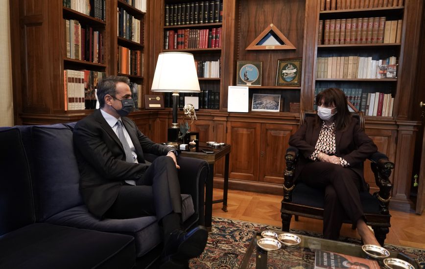 Συνάντηση Σακελλαροπούλου – Μητσοτάκη στο Προεδρικό Μέγαρο την Τρίτη