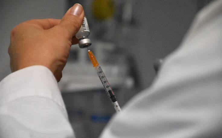 Μιχαηλίδου: Έως το τέλος της εβδομάδας θα έχουν εμβολιαστεί περίπου 4.500 άτομα σε 75 δομές φροντίδας ηλικιωμένων