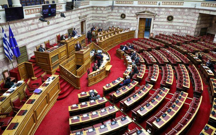 Υπερψηφίστηκε από τη Βουλή το νομοσχέδιο για τον εκσυγχρονισμό των προσλήψεων στο Δημόσιο