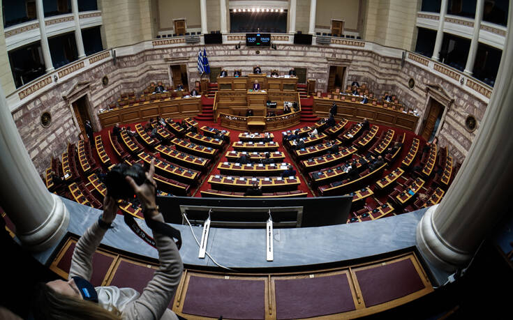 Μάχη στη Βουλή για την κατάσταση του ΕΣΥ