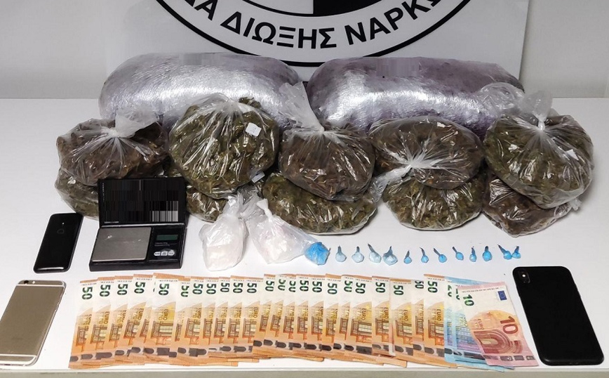 Θεσσαλονίκη: Χειροπέδες σε διακινητή ναρκωτικών – Βρέθηκαν σπίτι του πάνω από τρία κιλά κάνναβης