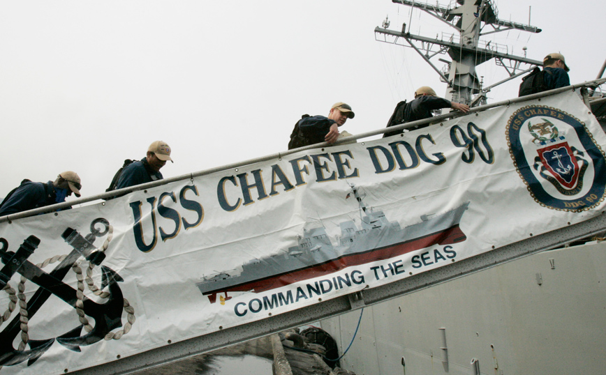 Πανικός σε αμερικανικό πολεμικό πλοίο από ξέσπασμα κρουσμάτων κορονοϊού