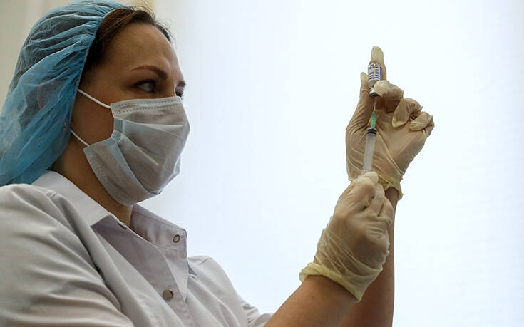 Σκέρτσος: Η Πολιτεία συνειδητά δεσμεύει τη δεύτερη δόση του εμβολίου