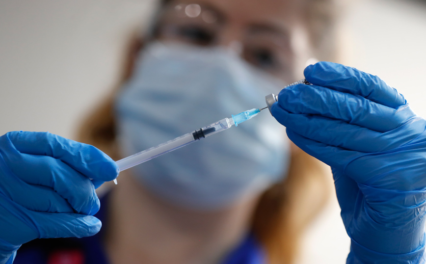Σχοινάς για εμβόλια: Μέχρι τέλη Μαρτίου θα έχουμε 100 εκατ. δόσεις στην Ευρώπη