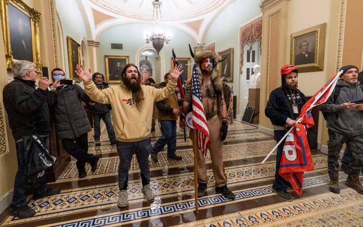 Η Μέρκελ «έδειξε» τον Τραμπ ως υπαίτιο για το χάος στο Καπιτώλιο