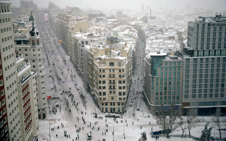 Χιονοθύελλα «Φιλομένα»: Κλειστά σχολεία, δικαστήρια και μουσεία στη Μαδρίτη &#8211; Διανεμήθηκαν 277 τόνοι αλατιού
