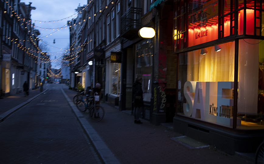 Ολλανδία: «Μάχη» από την κυβέρνηση για να διατηρήσει την απαγόρευση κυκλοφορίας λόγω κορονοϊού