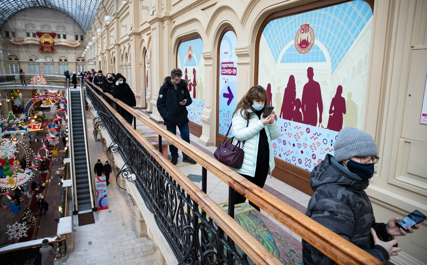 Αισιοδοξία από την πορεία του κορονοϊού στη Ρωσία: Μειώθηκαν 30% τα κρούσματα τις τελευταίες εβδομάδες