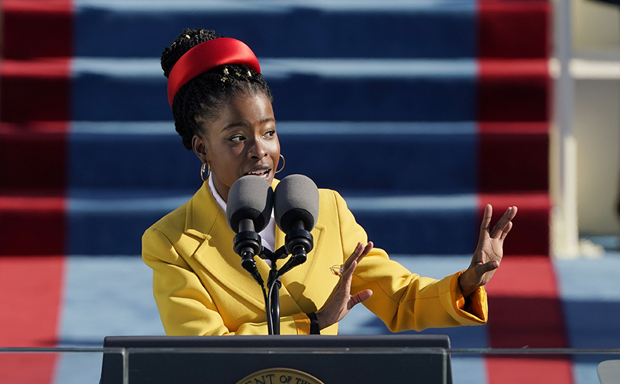 Ορκωμοσία Μπάιντεν: Η 22χρονη Αφροαμερικανή ποιήτρια που «μάγεψε» το κοινό
