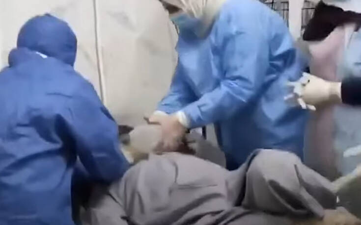 Σκηνές χάους σε νοσοκομεία της Αιγύπτου: Τελείωσε το οξυγόνο στις ΜΕΘ, τουλάχιστον 6 οι νεκροί