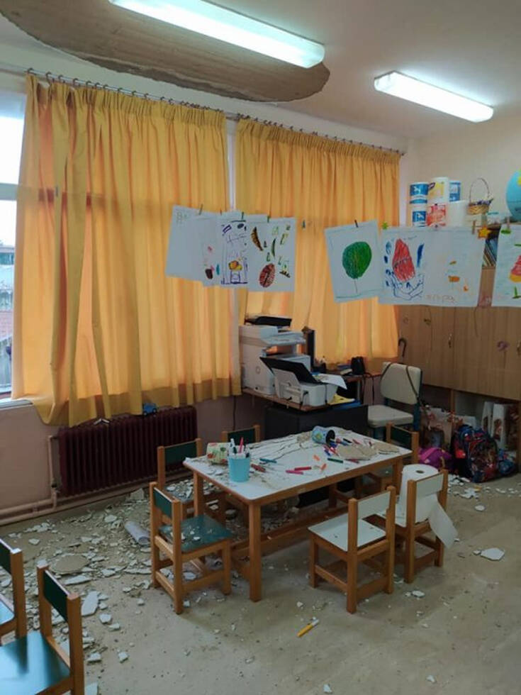 Έπεσαν σοβάδες από το ταβάνι νηπιαγωγείου στην Κέρκυρα – Από θαύμα δεν τραυματίστηκαν παιδιά