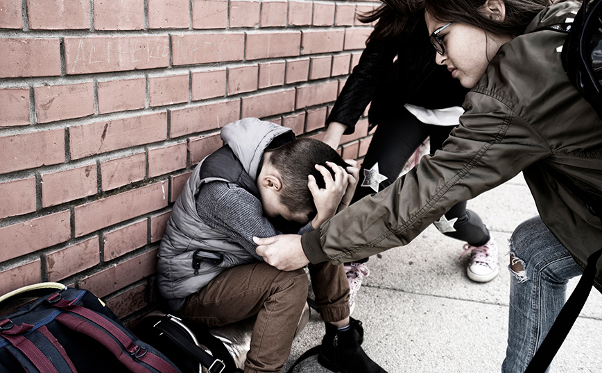 Άγριο bullying σε 13χρονο μαθητή στο Αγρίνιο &#8211; Δείτε το βίντεο