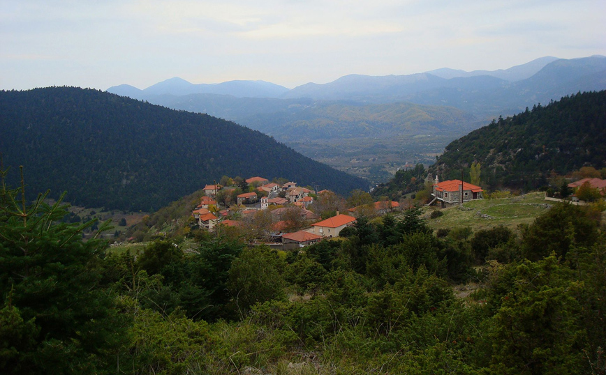 Ροεινό, το όμορφο χωριό της Αρκαδίας