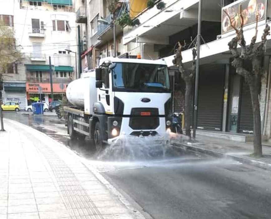 Δήμος Αθηναίων: Επιχείρηση απολύμανσης και καθαριότητας στον Άγιο Παντελεήμονα