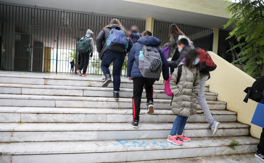 Προβληματίζει η διασπορά στα παιδιά: Αύξηση 11% των κρουσμάτων στις ηλικίες 0-9 ετών σε μία εβδομάδα