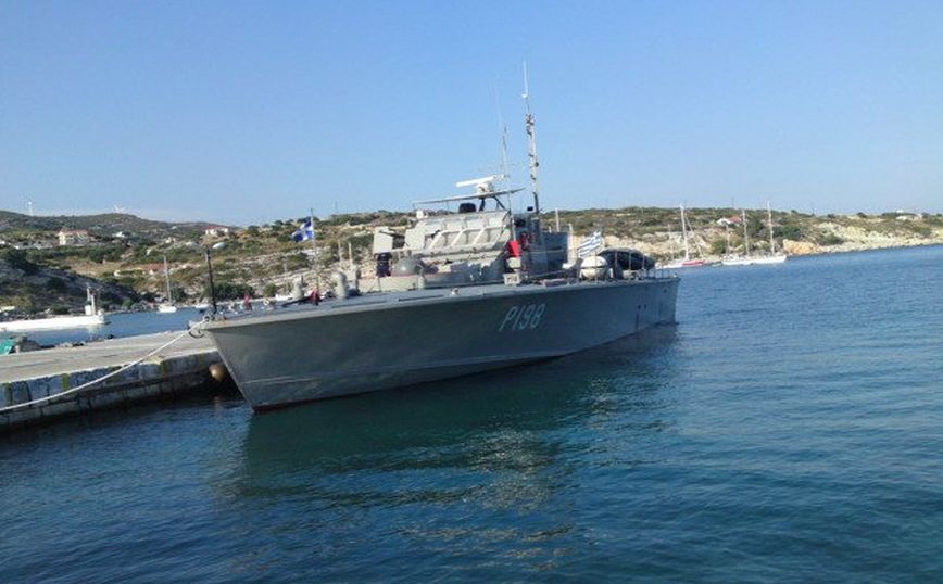 Περιπολικό σκάφος προσάραξε σε αβαθή στο λιμάνι του Πυθαγορείου Σάμου