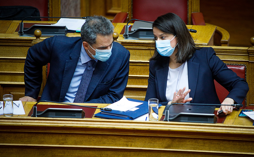 Κεραμέως: Άλλο αυτοδιοίκητο και άλλο αυτονομία των πανεπιστημίων – Απορρίφθηκαν οι τρεις ενστάσεις αντισυνταγματικότητας