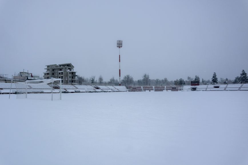 Προς αναβολή το ΑΕΛ-ΑΕΚ λόγω χιονιού &#8211; Δύσκολα το ματς θα γίνει αύριο