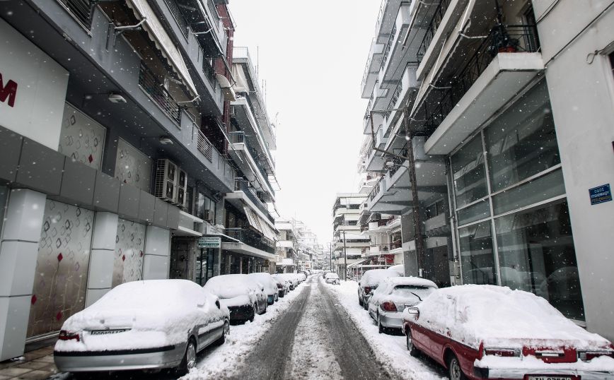 Κακοκαιρία Μήδεια: Τι είναι ο μαύρος πάγος, συμβουλές σε οδηγούς και πεζούς