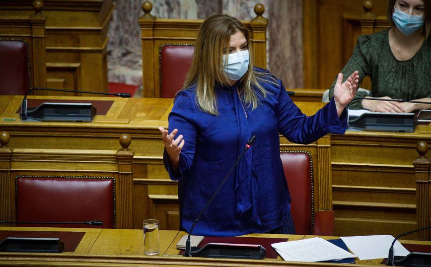 Συρεγγέλα: Η ελληνική κυβέρνηση στοχεύει σε μια ολιστική προσέγγιση των πολιτικών για την ισότητα