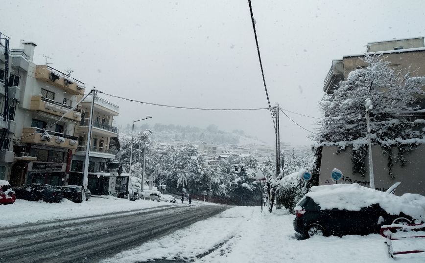 Κακοκαιρία Μήδεια: Βγαίνουν στους δρόμους τα λεωφορεία