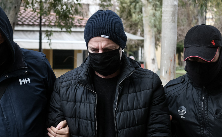 Δημήτρης Λιγνάδης: Με ποιον γνωστό κρατούμενο είναι στο κελί του
