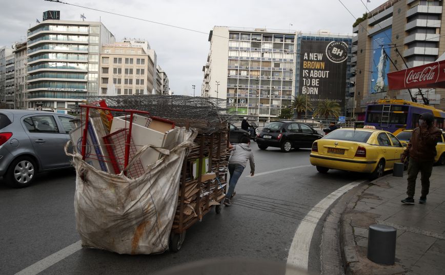 Τέλη κυκλοφορίας: Τελευταία μέρα για την πληρωμή τους &#8211; Τι γίνεται με την κατάθεση πινακίδων