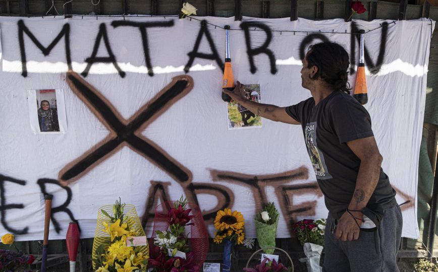 Οργή και πένθος στη Χιλή για τη δολοφονία του Φρανσίσκο Μαρτίνες Ρομέρο