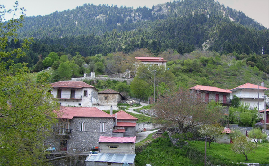 Το χωριό της Αρκαδίας με το παραμυθένιο σκηνικό