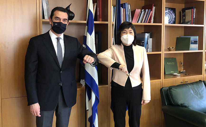 Η συνεργασία Ελλάδας – Κίνας στην ατζέντα της συνάντησης Σκρέκα με την πρέσβειρα της Κίνας