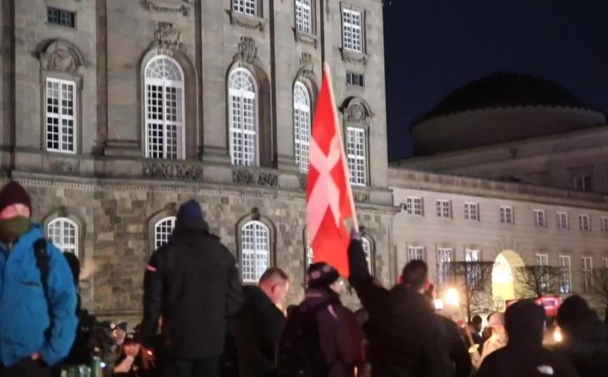 Διαδήλωση στην Κοπεγχάγη κατά των περιοριστικών μέτρων για τον κορονοϊό