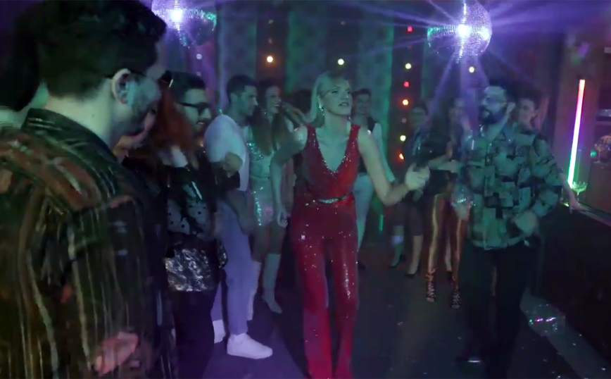 Battle of the Couples: Η… συντρέχτρα Σάσα Σταμάτη είναι μία disco queen