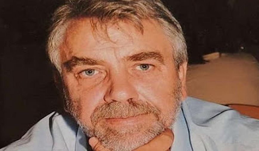 Πέθανε ο δημοσιογράφος Βασίλης Κουλούρης