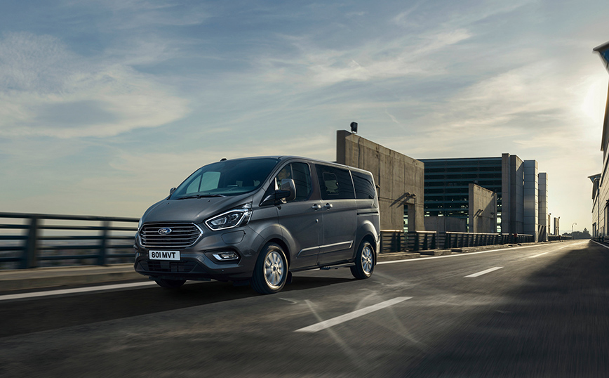 Η γκάμα του Ford Transit Custom εμπλουτίζεται με ηλεκτρική έκδοση