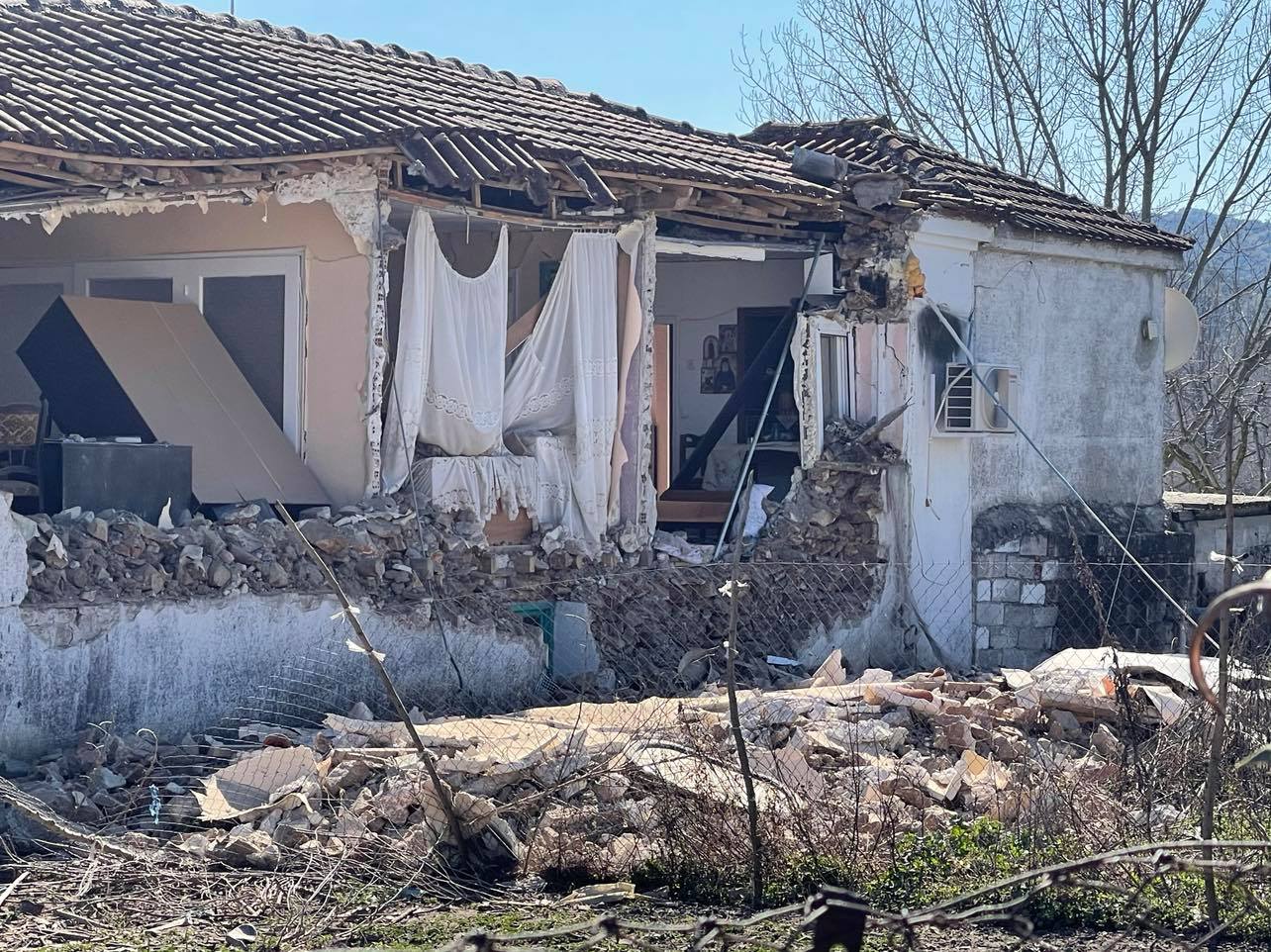 Σεισμός στην Ελασσόνα: Κατέληξε 83χρονος που είχε απεγκλωβιστεί από το σπίτι του στο Μεσοχώρι