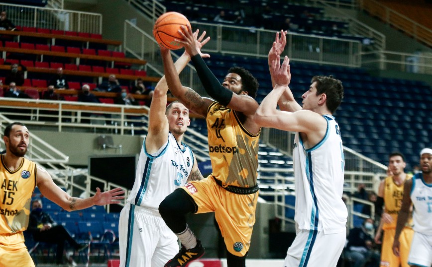 Με νίκη μπήκε η ΑΕΚ στους «16» του Basketball Champions League