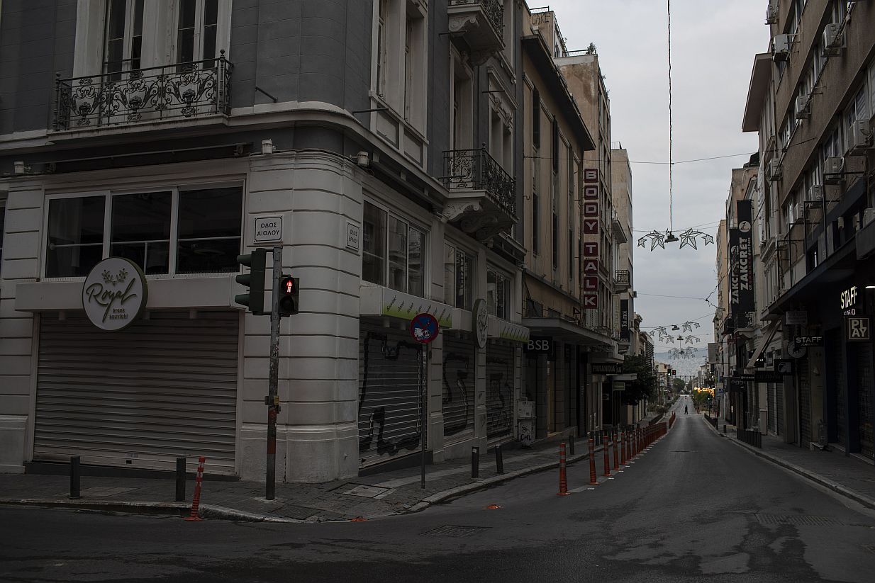 Lockdown: Έτσι θα «ξεκλειδώσουν» τα λουκέτα της αγοράς και θα χαλαρώσουν τα μέτρα