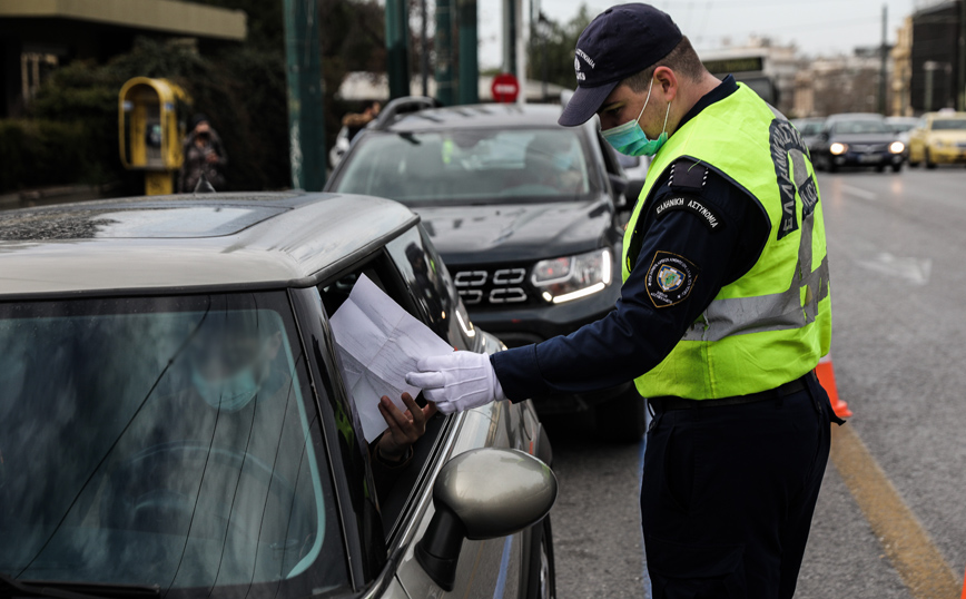 Πρόστιμα και έξι συλλήψεις για κορονοπάρτι