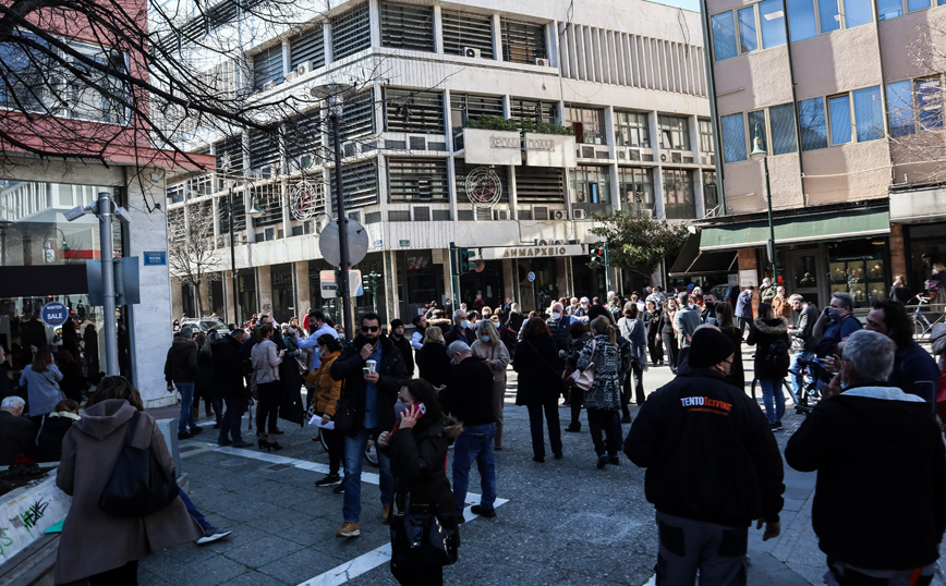 Σεισμός στην Ελασσόνα: Σε πλήρη κινητοποίηση όλες οι δυνάμεις Πολιτικής Προστασίας