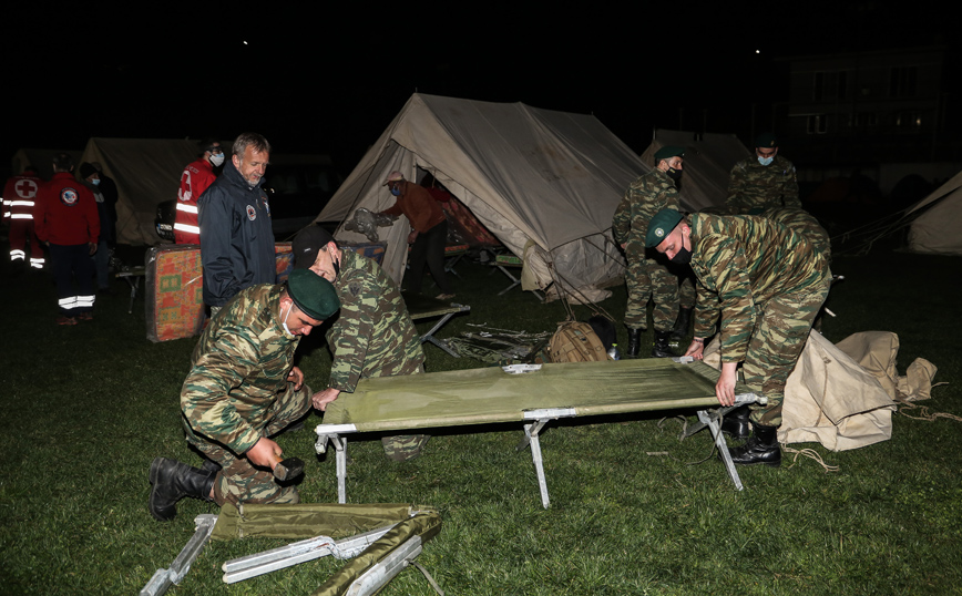 Σεισμός στην Ελασσόνα: Νύχτα αγωνίας για τους κατοίκους &#8211; Δεν σταματούν οι μετασεισμοί &#8211; Τι λένε οι σεισμολόγοι