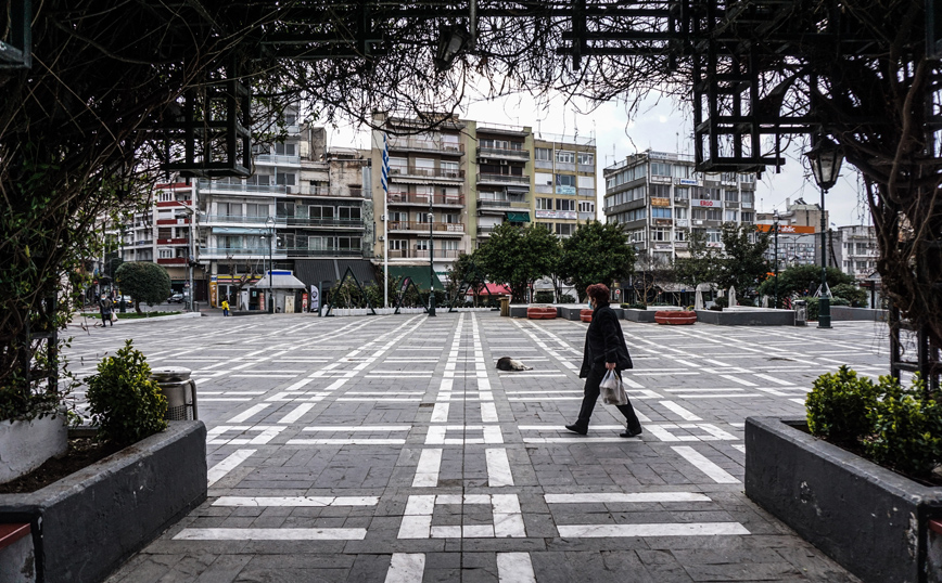 Εξαδάκτυλος: Δεν μπορούν να ανοίξουν ταυτόχρονα όλες οι δραστηριότητες στις 5 Απριλίου