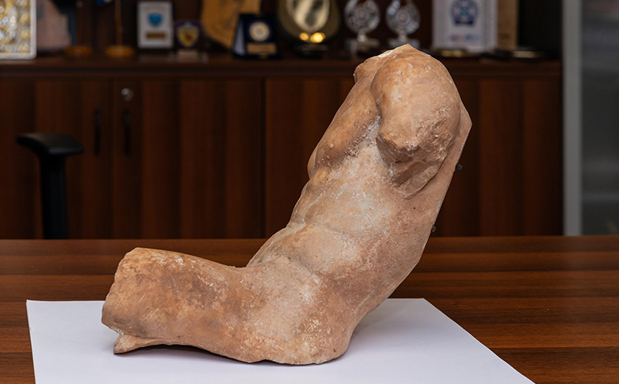 Αρχαιοκάπηλος προσπάθησε να πουλήσει άγαλμα του 5ου αιώνα π.Χ. για 100.000 ευρώ